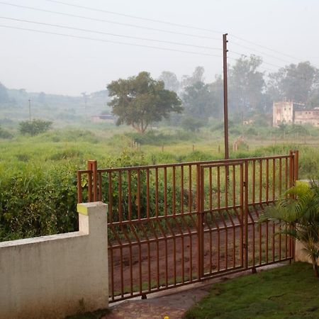 Karjat Mountain Villa Luaran gambar
