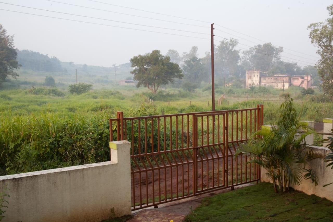 Karjat Mountain Villa Luaran gambar